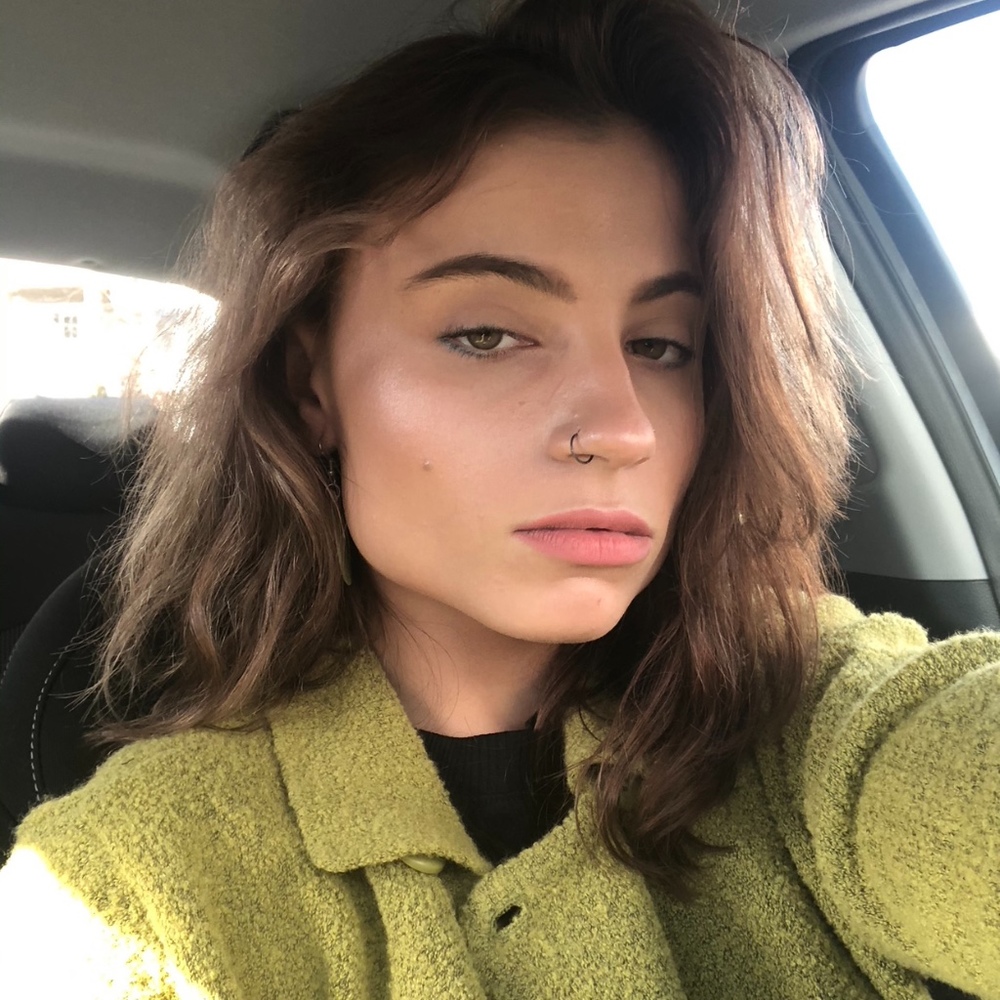 Meet your Posher, Francesca